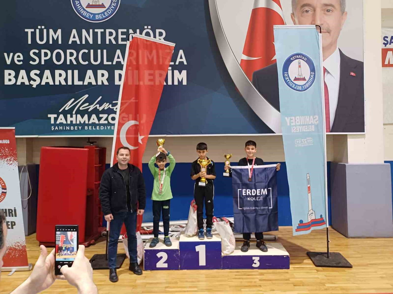 ŞAHİNBEY BELEDİYESİ, GAZİANTEP'İN KURTULUŞUNUN 104’ÜNCÜ YIL DÖNÜMÜNDE SPOR ETKİNLİKLERİ...