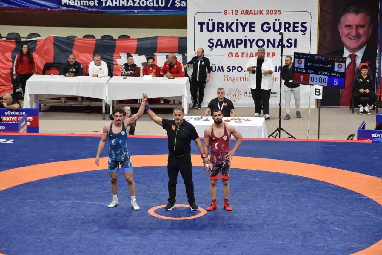 ŞAHİNBEY BELEDİYESİ’NİN EV SAHİPLİĞİNİ YAPTIĞI TÜRKİYE GÜREŞ ŞAMPİYONASI SONA...