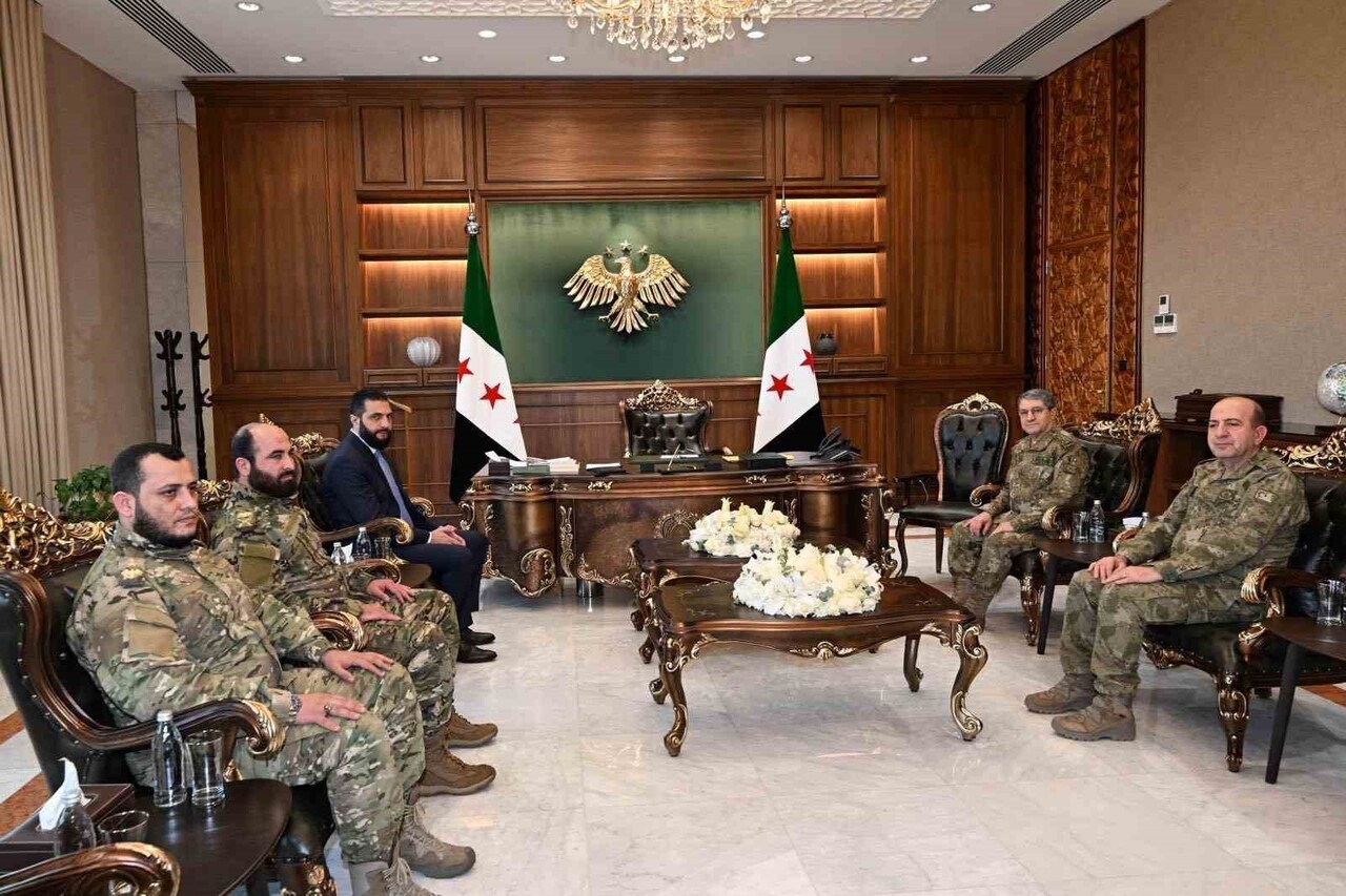 ŞAM (İHA) - GENELKURMAY BAŞKANI ORGENERAL SELÇUK BAYRAKTAROĞLU, DÜN SURİYE’YE GERÇEKLEŞTİRDİĞİ...