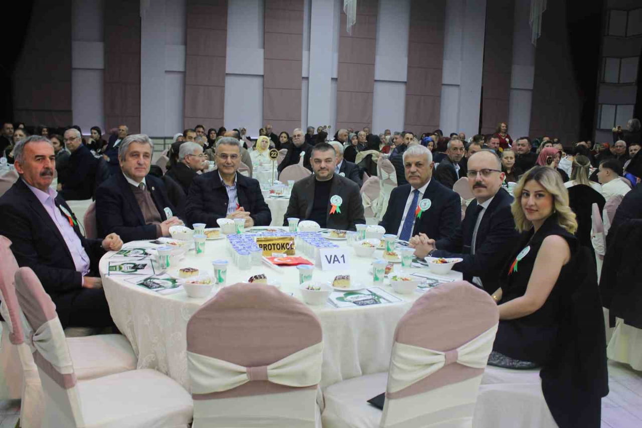 SAMSUN BALKAN TÜRKLERİ DERNEĞİ TARAFINDAN DERNEĞİN 38. KURULUŞ YIL DÖNÜMÜ VESİLESİYLE GELENEKSEL...