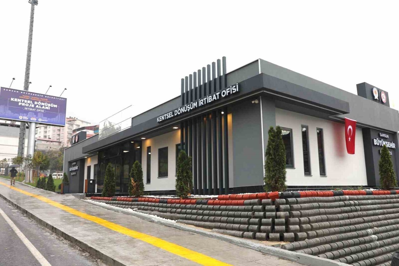 SAMSUN BÜYÜKŞEHİR BELEDİYESİ, KENTSEL DÖNÜŞÜM ÇALIŞMALARINI ARALIKSIZ SÜRDÜRÜRKEN ÇALIŞMALARIN...