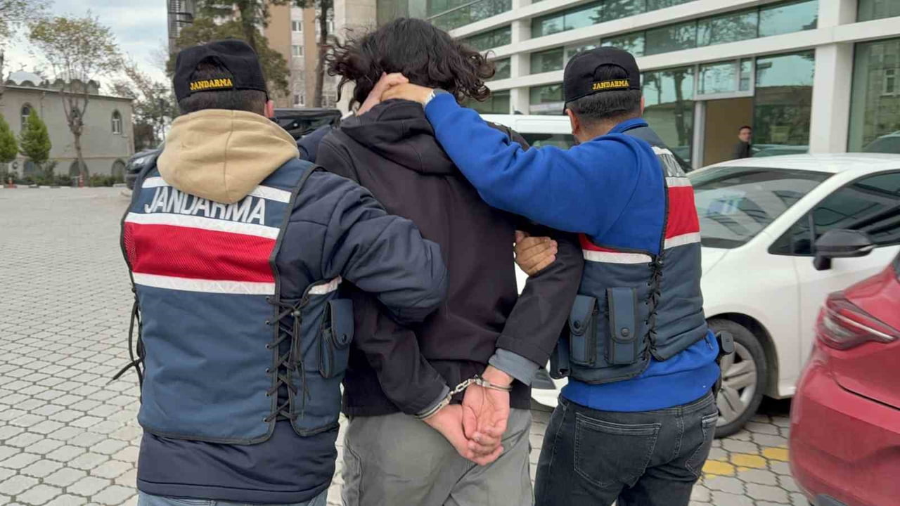 SAMSUN’DA JANDARMA EKİPLERİNCE DEAŞ TERÖR ÖRGÜTÜNE YÖNELİK DÜZENLENEN OPERASYONDA SURİYE UYRUKLU...