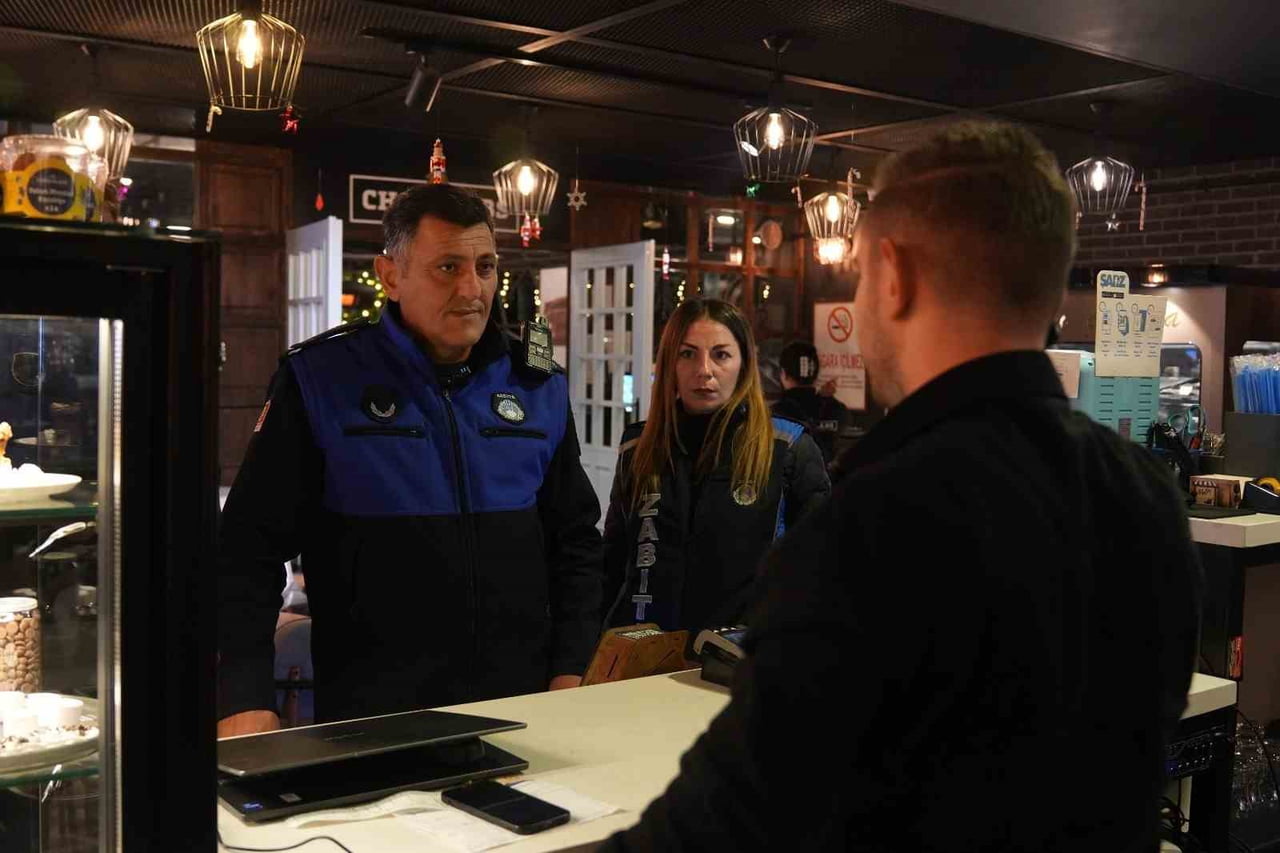 SAMSUN’UN ATAKUM BELEDİYESİ ZABITA EKİPLERİ, KENT SINIRLARI İÇERİSİNDEKİ RESTORAN, KAFE VE EĞLENCE...