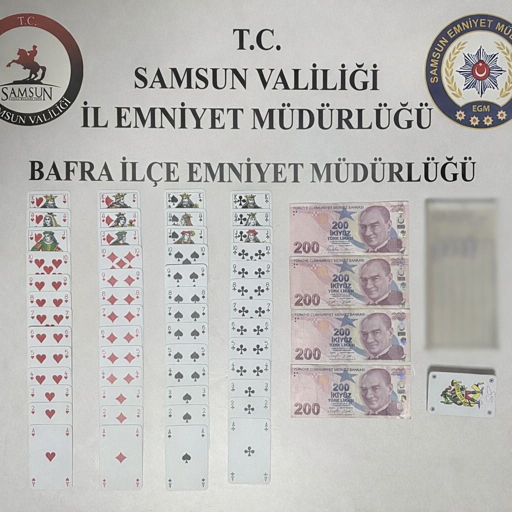 SAMSUN’UN BAFRA İLÇESİNDE POLİS EKİPLERİNCE GERÇEKLEŞTİRİLEN KUMAR DENETİMİNDE BİR KIRAATHANEDE...