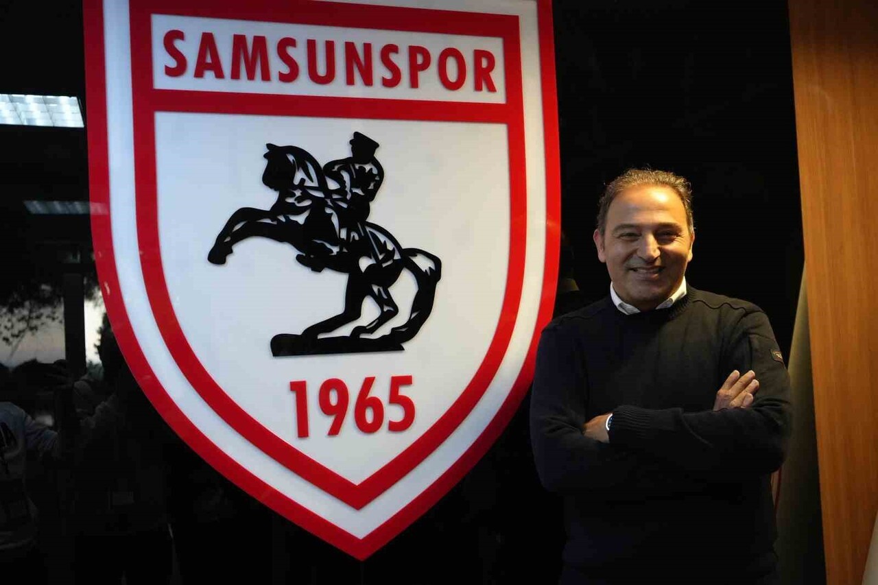SAMSUNSPOR FUTBOL DİREKTÖRÜ FUAT ÇAPA, GALATASARAY DEPLASMANINDAN PUANLARLA DÖNECEKLERİNİ İFADE...