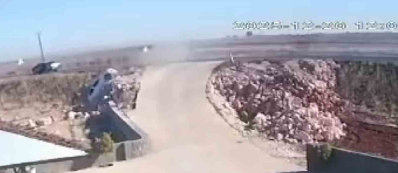 ŞANLIURFA'DA 5 KİŞİNİN YARALANDIĞI KAZA ANI KAMERADA