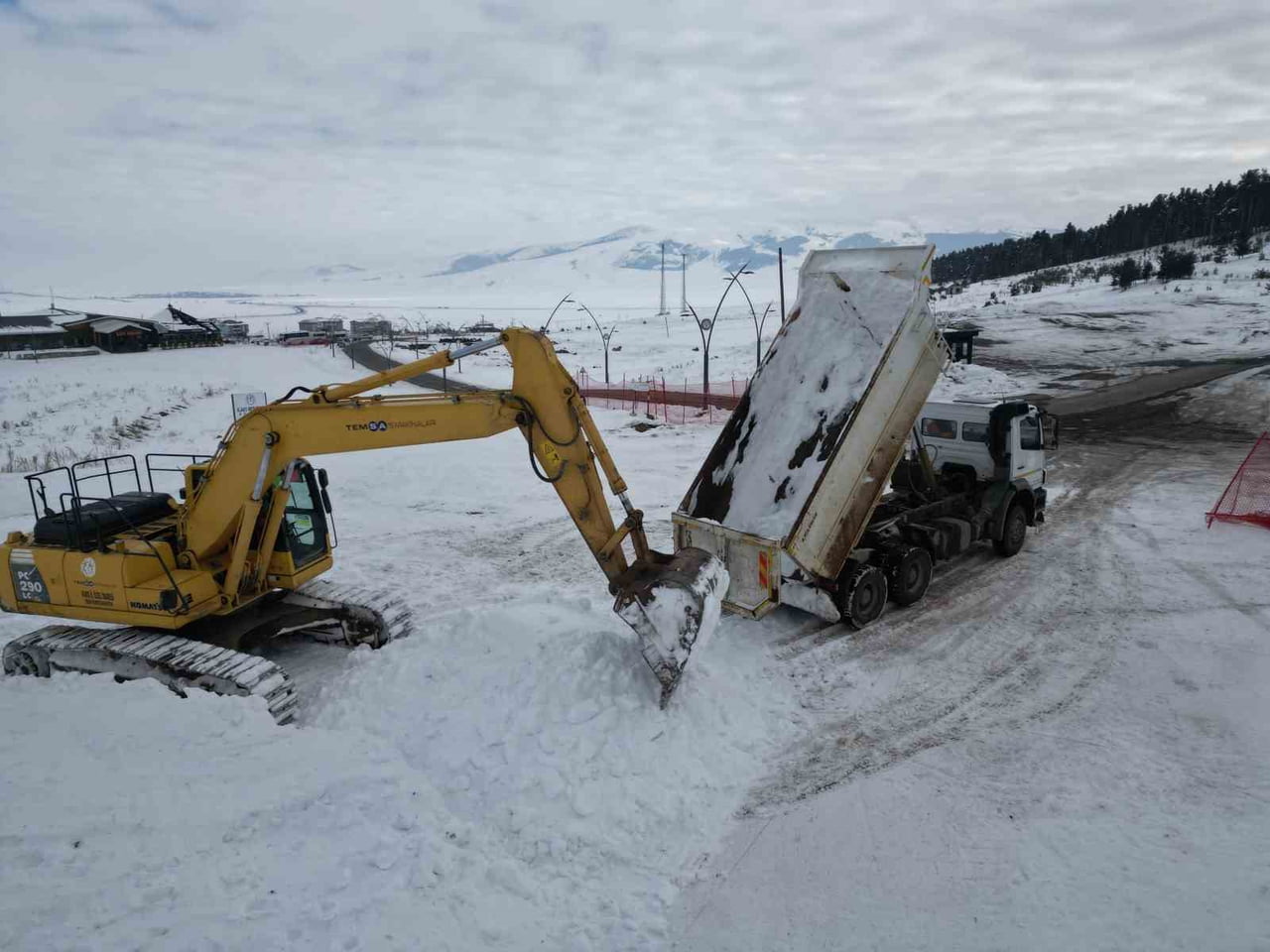 SARIKAMIŞ HAREKATI’NDA ŞEHİT DÜŞEN 90 BİN ASKERİN ANISINI YAŞATMAK AMACIYLA HER YIL GELENEKSEL...
