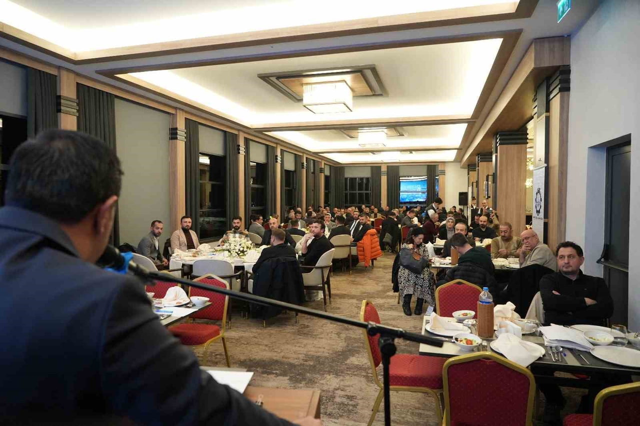 SARIKAMIŞ’TA ORTAK AKIL BULUŞMASI: KARS TSO ÜYELERİYLE BİR ARADA(KARS-İHA)