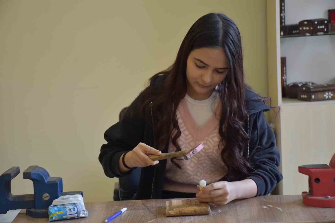 SEDEF KAKMA SANATININ GELECEK KUŞAKLARA AKTARILMASI İÇİN ŞAHİNBEY BELEDİYESİ TARAFINDAN AÇILAN...