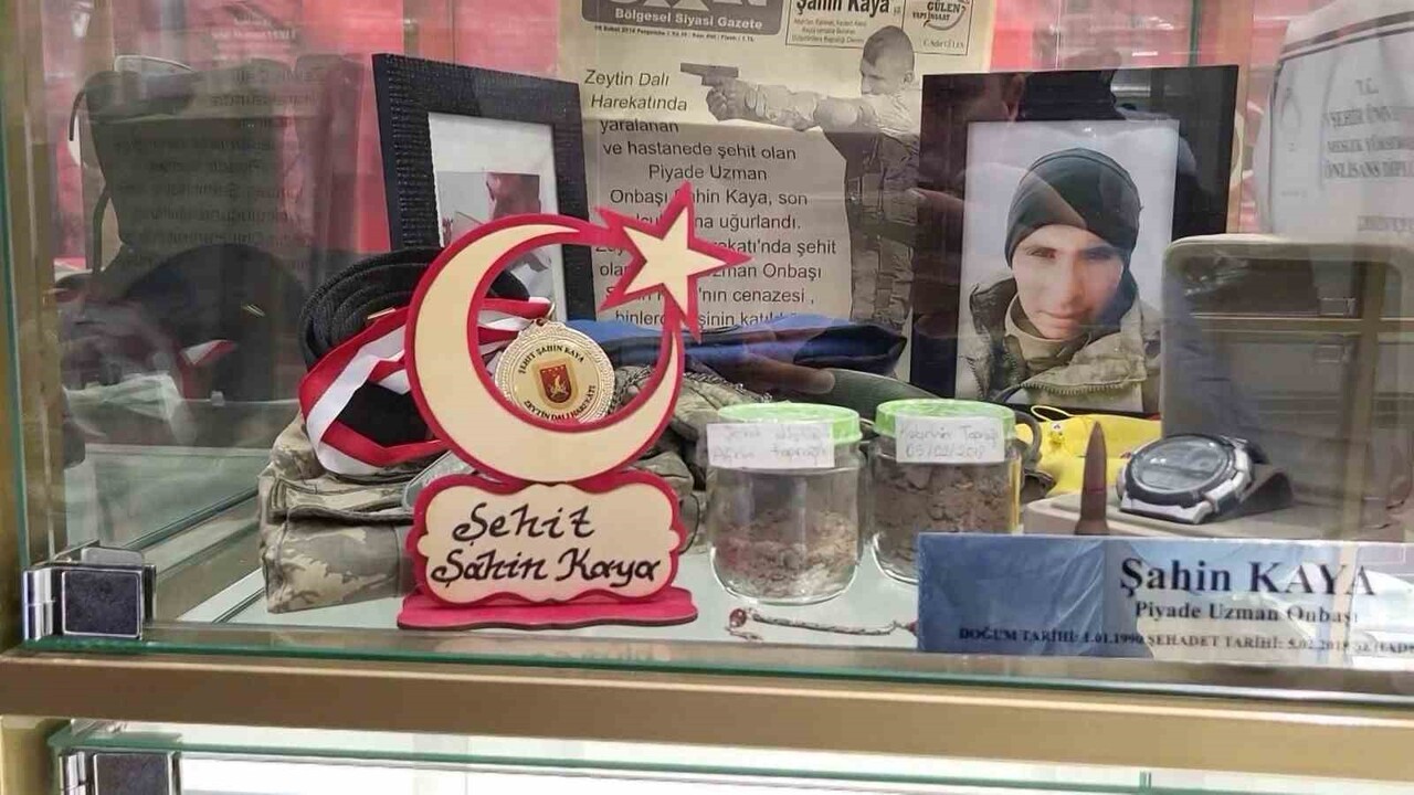 ŞEHİT AİLELERİNİN EMANETLERİ, ADIYAMAN ŞEHİTLİK MÜZESİ'NDE SERGİLENMEYE BAŞLADI.