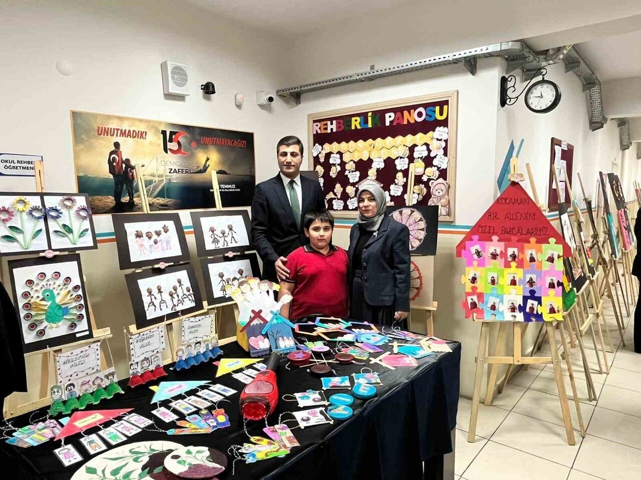 ŞEHİT CİHAN AKSARI ORTAOKULUNDA, ÖZEL EĞİTİM ÖĞRENCİLERİ İLE ÖRGÜN EĞİTİM GÖREN ÖĞRENCİLERİN...