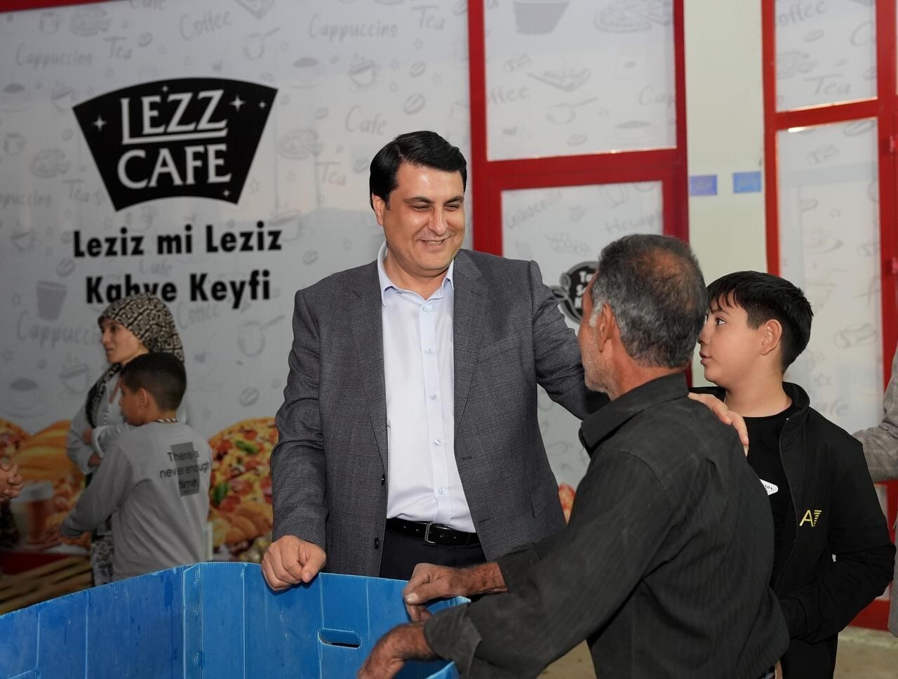 ŞEHİTKAMİL BELEDİYE BAŞKANI UMUT YILMAZ, KUZEYŞEHİR MAHALLESİ’NDE VATANDAŞLARLA BİR ARAYA GELDİ....