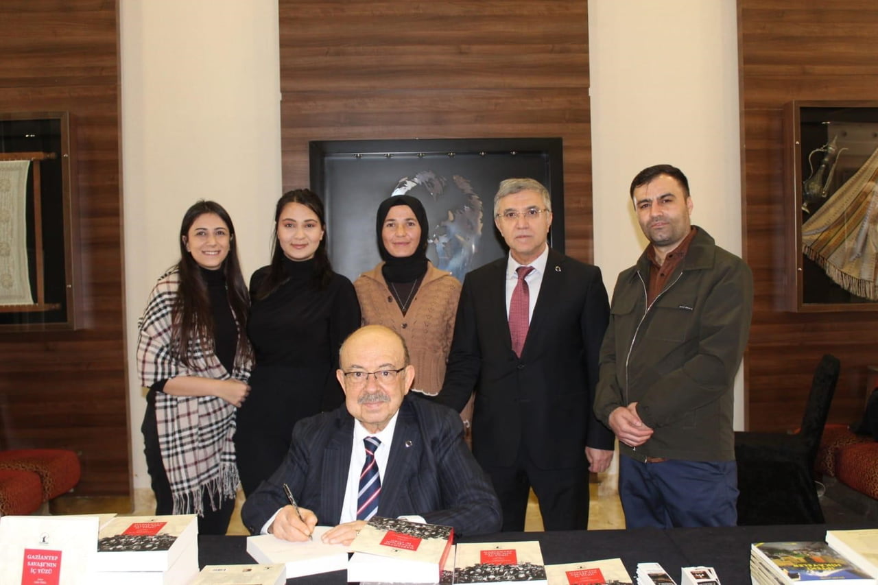 ŞEHİTKAMİL BELEDİYESİ, GAZİANTEP TARİHİNE IŞIK TUTACAK ÖNEMLİ BİR ÇALIŞMAYA DAHA İMZA...