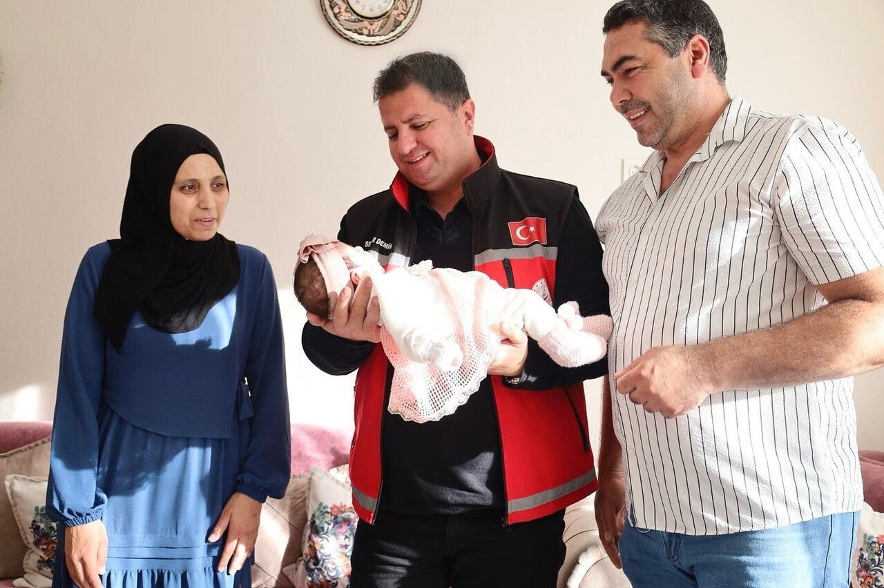 SEVİNÇ AİLESİ BİR KIZ ÇOCUĞUNA DAHA KORUYUCU AİLE OLDU