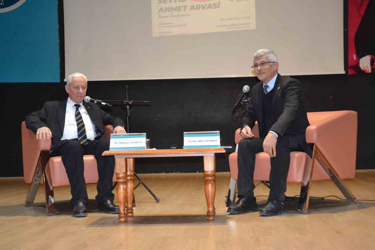 SEYYİD AHMET ARVASİ BALIKESİR'DE NECATİBEY EĞİTİM FAKÜLTESİNDE ANILDI