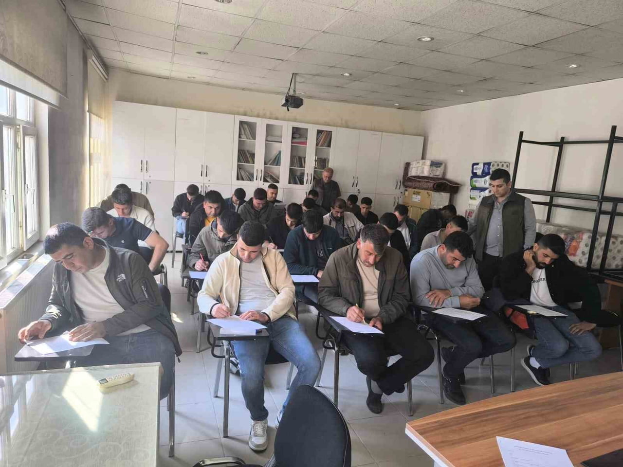 SİİRT'TE AVCILIK BELGESİ ALMAK İSTEYEN KURSİYERLERE EĞİTİM VERİLDİ.