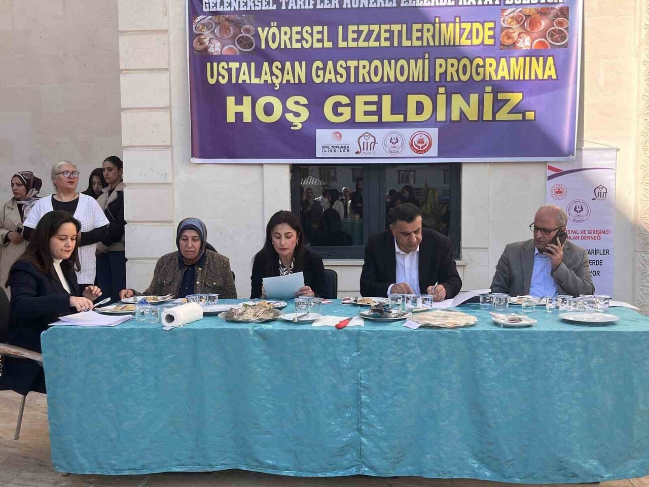 SİİRT SOSYAL GİRİŞİMCİ KADINLAR DERNEĞİ İLE ULUS AİLE DESTEK MERKEZİ İŞ BİRLİĞİYLE YÜRÜTÜLEN...