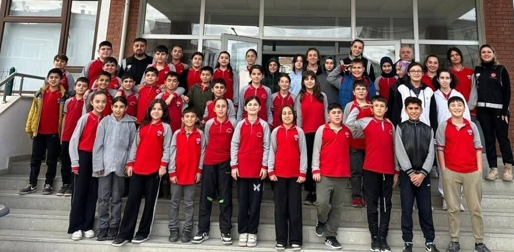 SİNOP İL EMNİYET MÜDÜRLÜĞÜ, ÇOCUK ŞUBE MÜDÜRLÜĞÜ EKİPLERİ, BOYABAT VE SARAYDÜZÜ OKULLARINDAKİ...