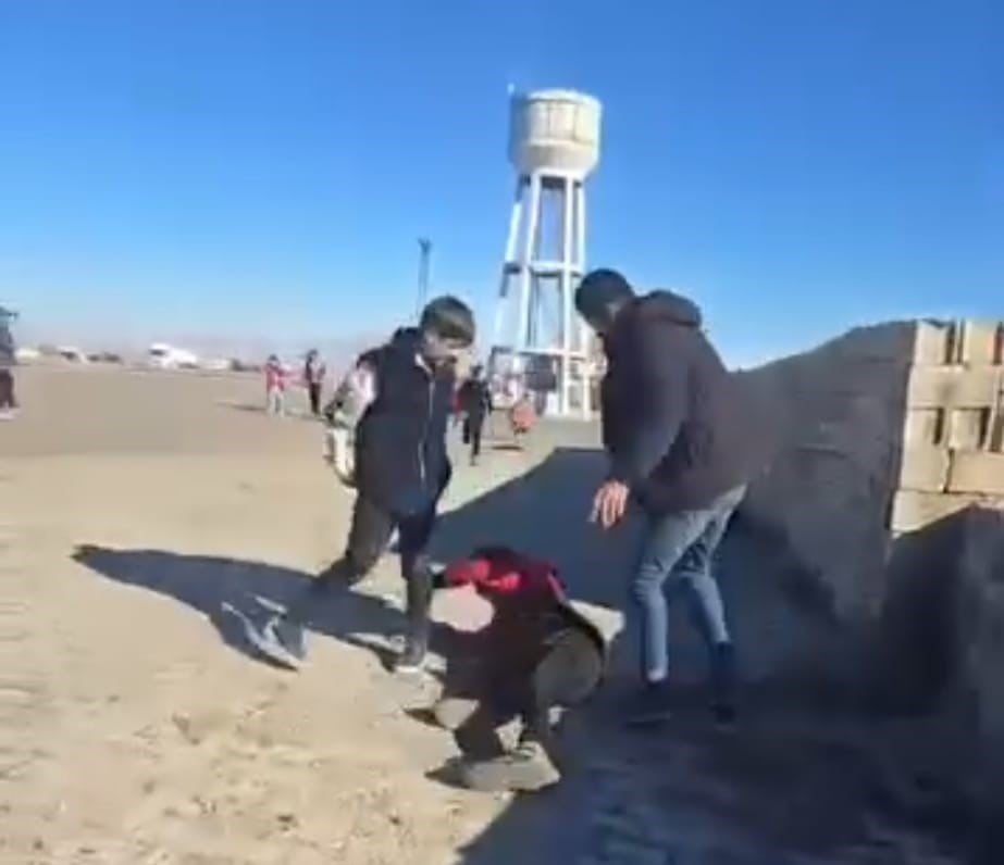 ŞIRNAK’IN İDİL İLÇESİNDE YAŞANAN OLAYDA BİR ÇOCUK YAŞLARI 12 İLE 15 ARASINDA DEĞİŞEN BİR GURUP...