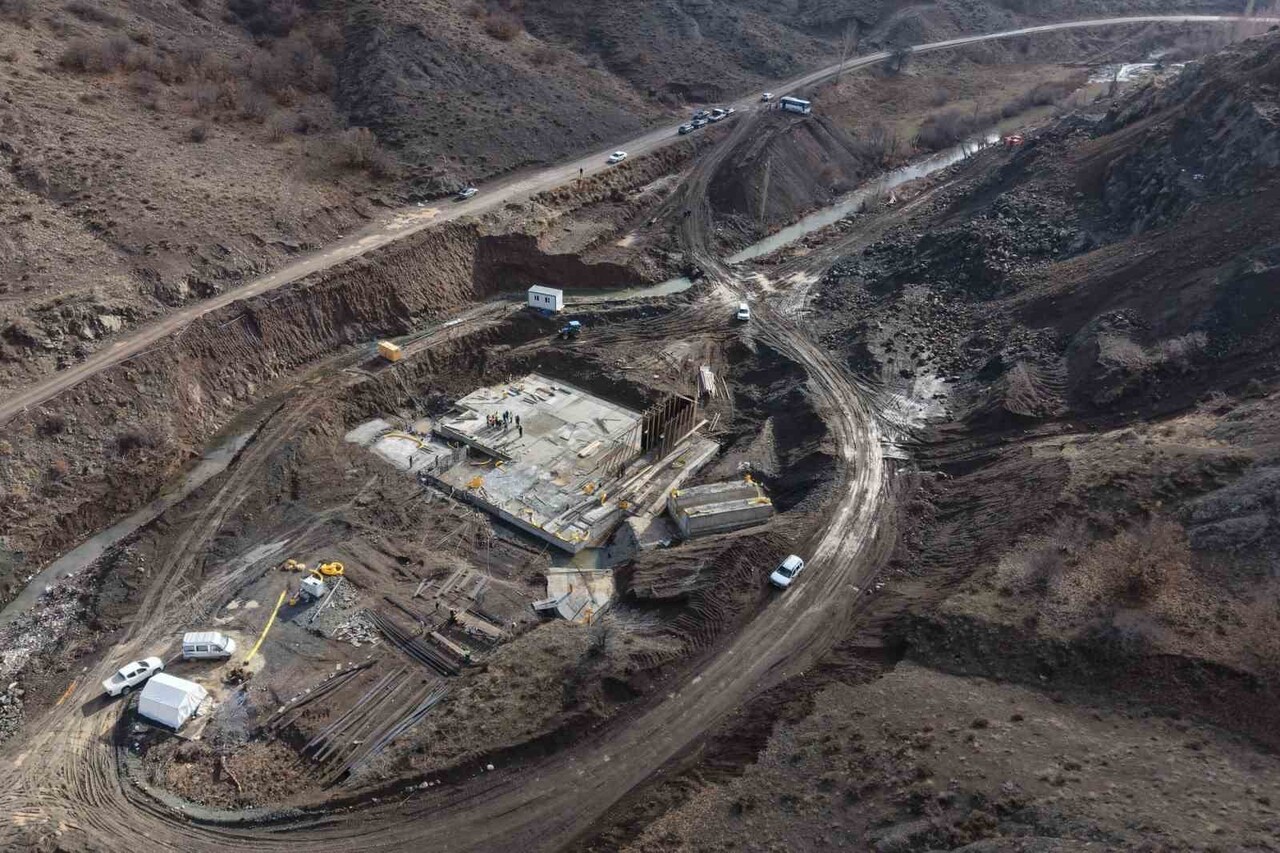 SİVAS’IN İÇME SUYU SORUNUNU ÇÖZÜME KAVUŞTURACAK HAFİK KOÇ REGÜLATÖRÜ VE İÇME SUYU İSALE HATTI...