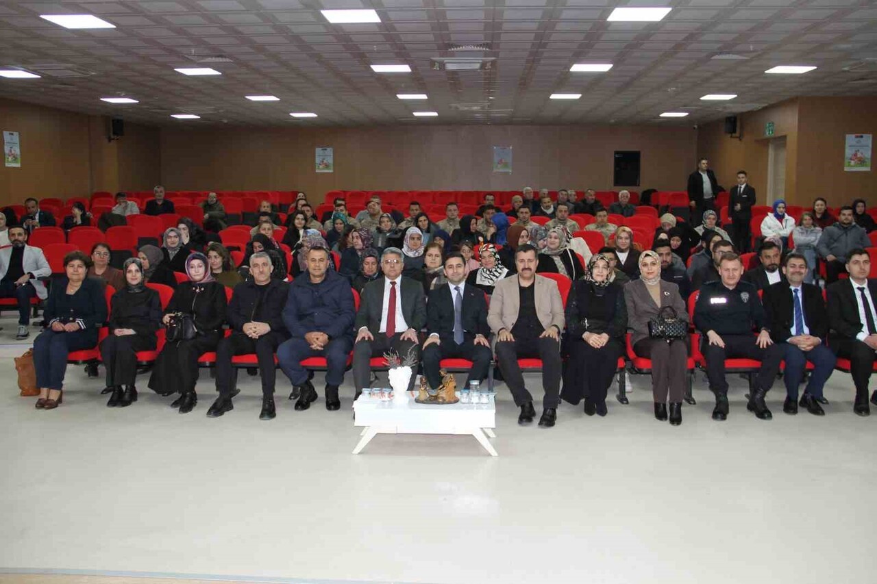 SİVAS’TA SUŞEHRİ KAYMAKAMLIĞI ÖNCÜLÜĞÜNDE,  AİLE VE SOSYAL HİZMETLER MÜDÜRLÜĞÜ VE SUŞEHRİ AİLE...