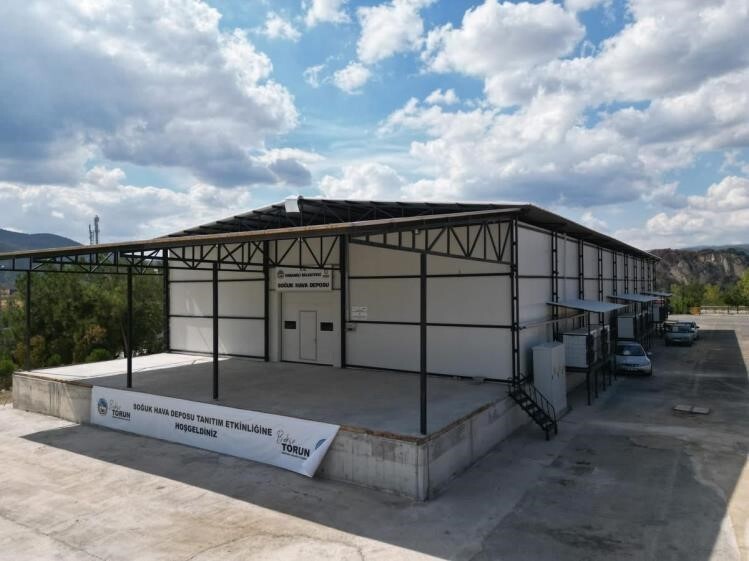 SOĞUK HAVA DEPOSU TAM KAPASİTE HİZMET VERİYOR