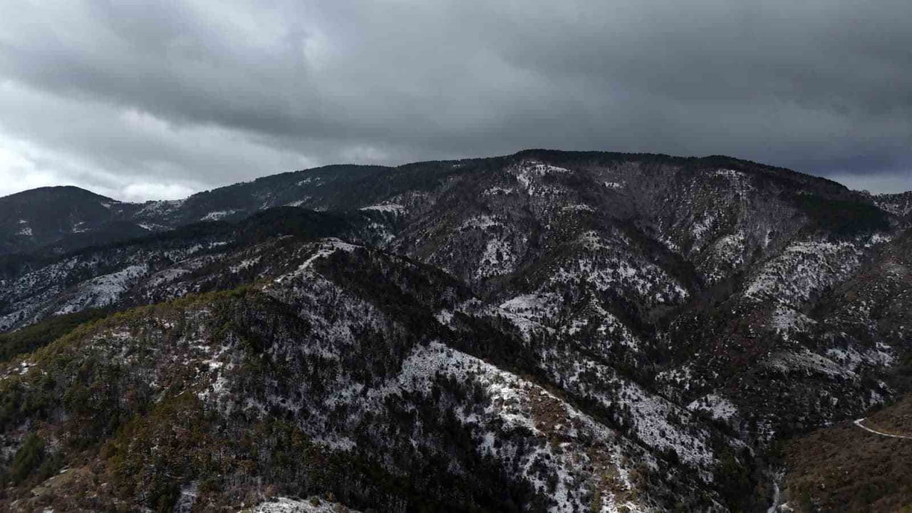 SOĞUKSU MİLLİ PARKI, BEYAZ ÖRTÜYLE KAPLANARAK KARTPOSTALLIK GÖRÜNTÜLERE SAHNE OLDU.