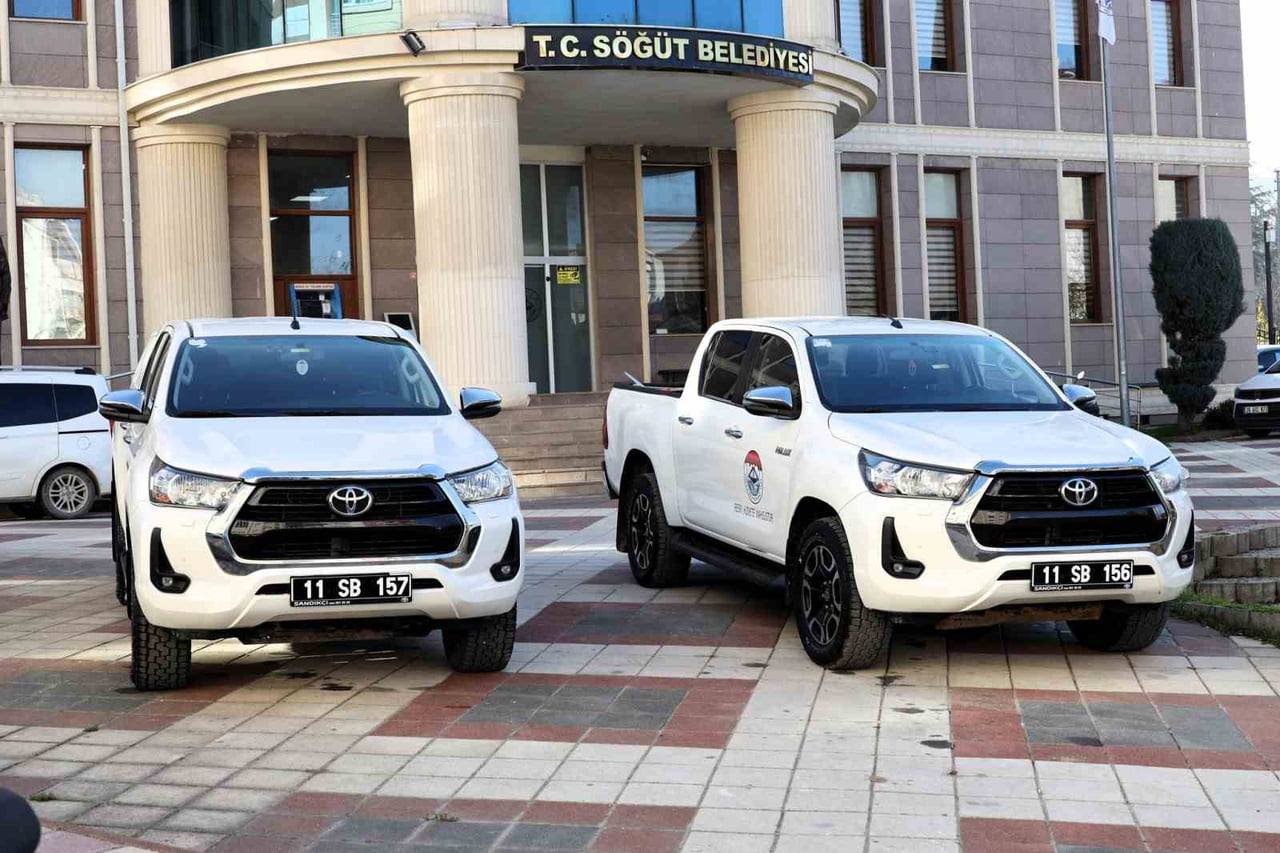SÖĞÜT BELEDİYESİ ARAÇ FİLOSUNU GÜÇLENDİRDİ
