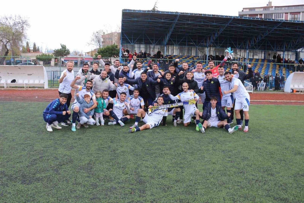 SÖĞÜTSPOR KENDİ EVİNDE KAZANARAK RAHAT BİR NEFES ALDI