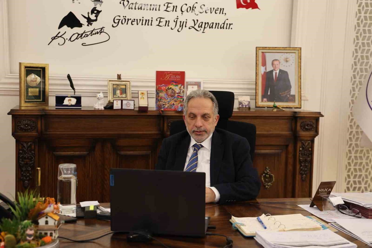 TALAS BELEDİYE BAŞKANI MUSTAFA YALÇIN, 2025 YILINDA DÜNYADA SADECE 5 KİŞİYE VERİLEN ‘HİZMET...