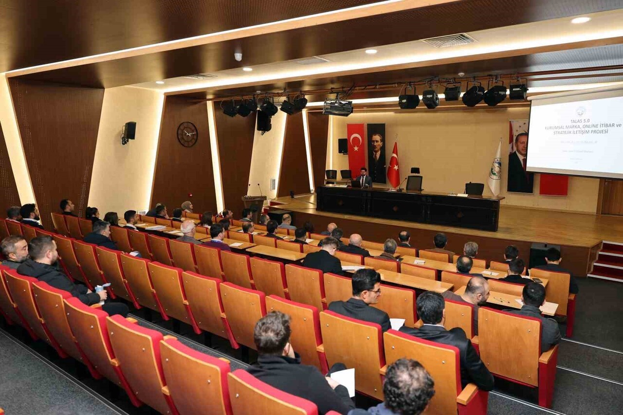 TALAS BELEDİYESİ’NDE KURUMSAL DÖNÜŞÜM VİZYONU KAPSAMINDA HAYATA GEÇİRİLEN TALAS 5.0 MASTERCLASS...