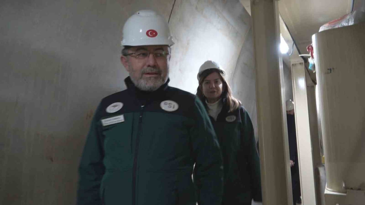 TARIM VE ORMAN BAKANI İBRAHİM YUMAKLI, DİYARBAKIR’IN SİLVAN İLÇESİNDE BULUNAN BABAKAYA İLETİM...