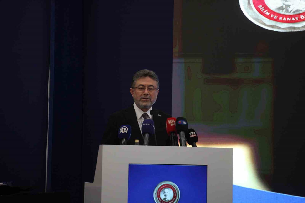 TARIM VE ORMAN BAKANI İBRAHİM YUMAKLI, "BURDUR DA, ÜLKEMİZ TARIMINA VERDİĞİ KATKI AÇISINDAN, BİZİM...