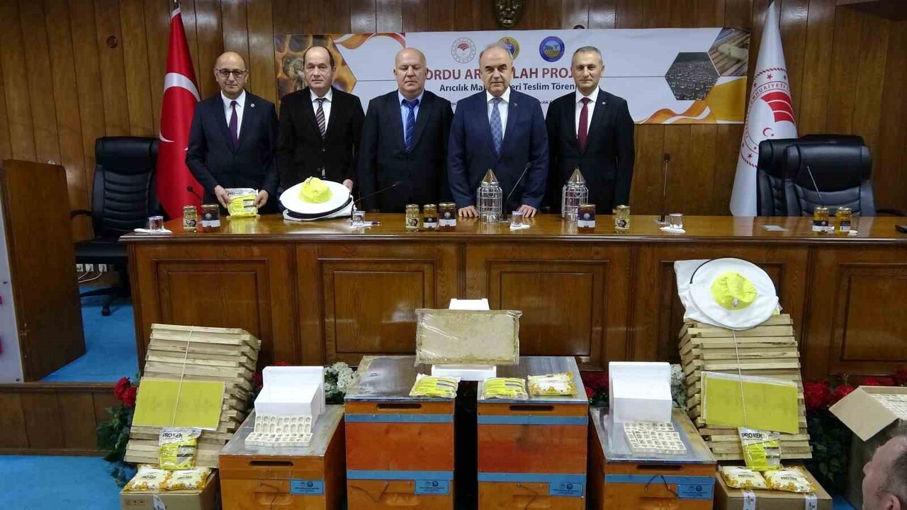 TARIM VE ORMAN BAKANLIĞI TARAFINDAN YÜRÜTÜLEN PROJE KAPSAMINDA ORDU’DA ARICILARA YÖNELİK MALZEME...