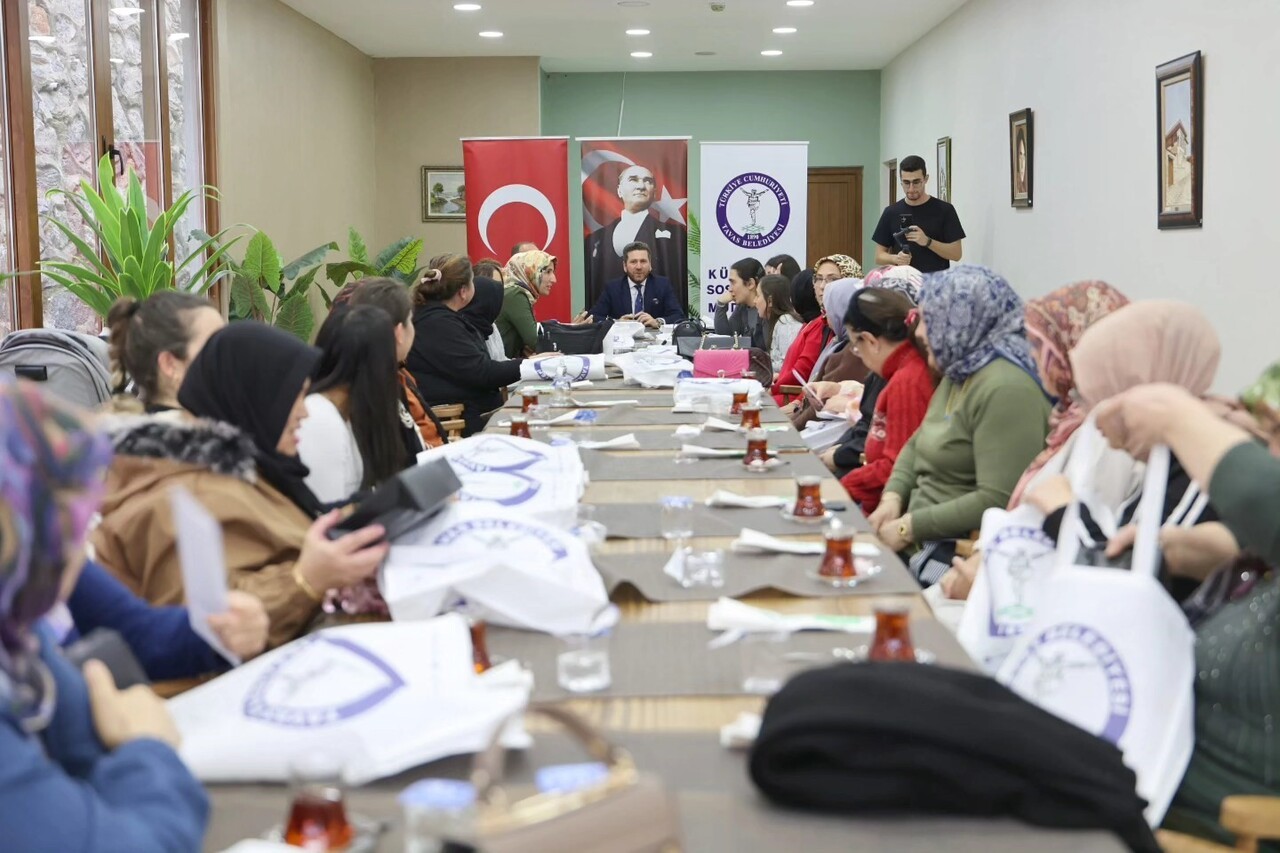 TAVAS BELEDİYE BAŞKANI KADİR TATIK, TAVAS BELEDİYE TARAFINDAN ÜCRETSİZ OLARAK HİZMET VEREN...