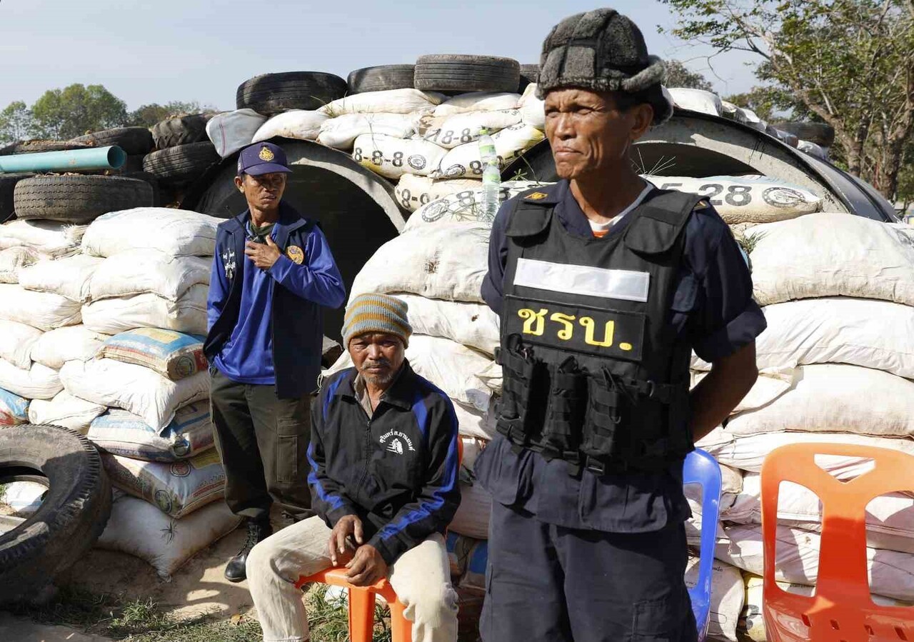 TAYLAND İLE KAMBOÇYA ARASINDA YENİDEN PATLAK VEREN SINIR ÇATIŞMALARINDA HAYATINI KAYBEDENLERİN...