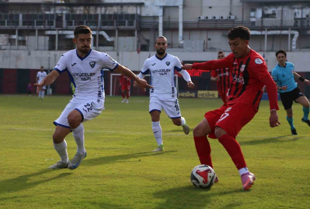 TFF 2. LİG 15. HAFTA KARŞILAŞMASINDA KASTAMONUSPOR, KARACABEY BELEDİYESPOR’U 2-1 MAĞLUP...