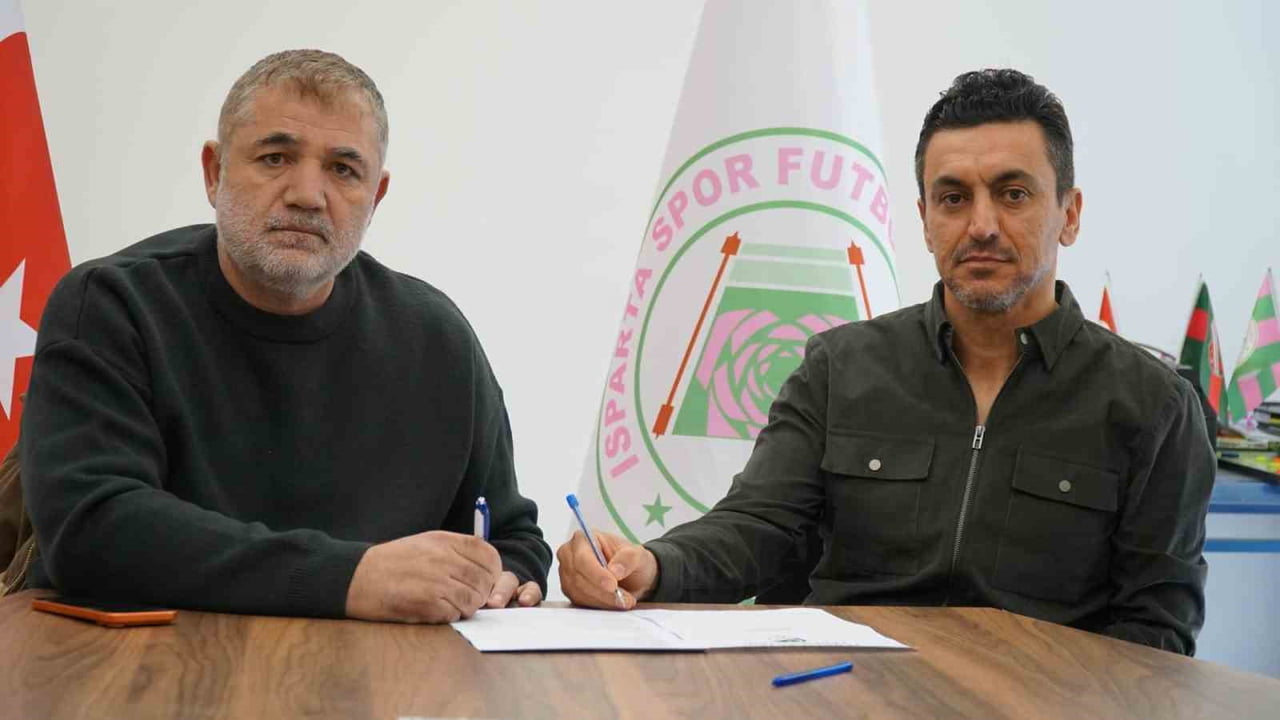 TFF 2. LİG KIRMIZI GRUP’TA MÜCADELE EDEN ISPARTA32SPOR'DA TEKNİK DİREKTÖRLÜK GÖREVİNE ÜMİT BOZKURT...