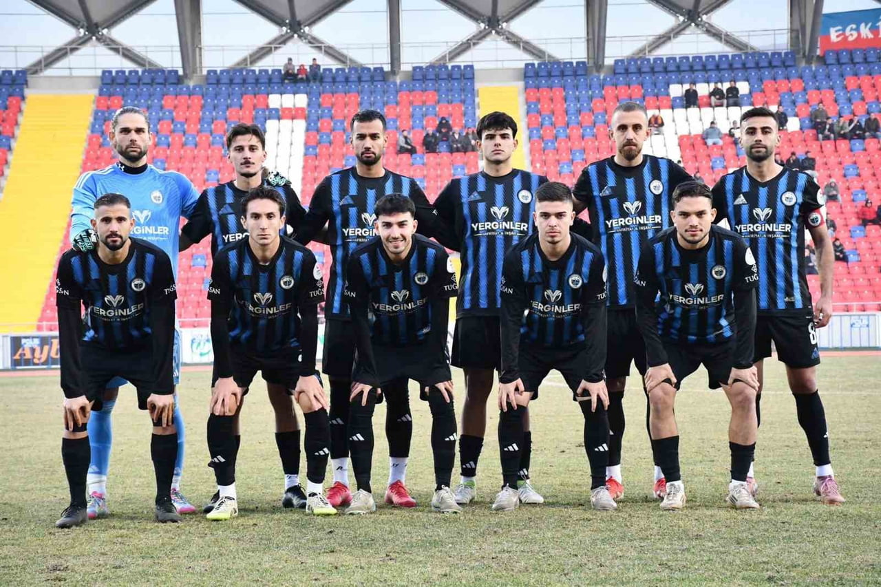 TFF 3. LİG 2. GRUP'TA BULUNAN VE LİGİN İLK YARISINI 23 PUANLA TAMAMLAYAN ERCİYES 38 FK'NIN TEKNİK...