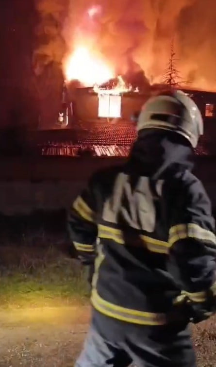 TOKAT'IN TURHAL İLÇESİNDE ÇIKAN YANGINDA BİR KADIN HAYATINI KAYBETTİ.