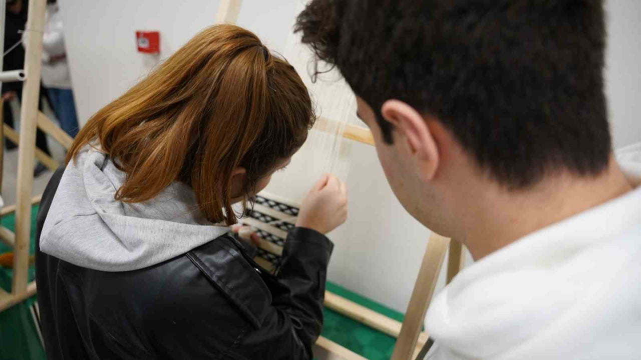 TOKAT GAZİOSMANPAŞA ÜNİVERSİTESİ (TOGÜ) ÖNCÜLÜĞÜNDE HAYATA GEÇİRİLEN "ÖZEL EĞİTİMİN ELİNDEN TARİH...