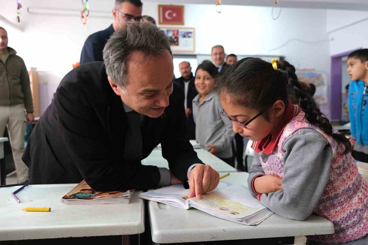TOKAT GAZİOSMANPAŞA ÜNİVERSİTESİ (TOGÜ) TARAFINDAN HAYATA GEÇİRİLEN "YOLLARI AŞIYORUZ, SAĞLIK...