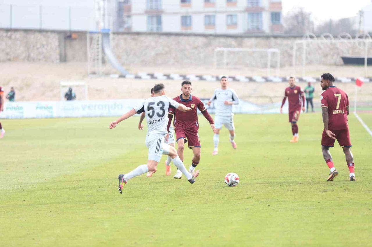 TRENDYOL 1. LİG'İN 18. HAFTASINDA BANDIRMASPOR, SAHASINDA KARŞILAŞTIĞI ERZURUMSPOR FK'YA 2-0...