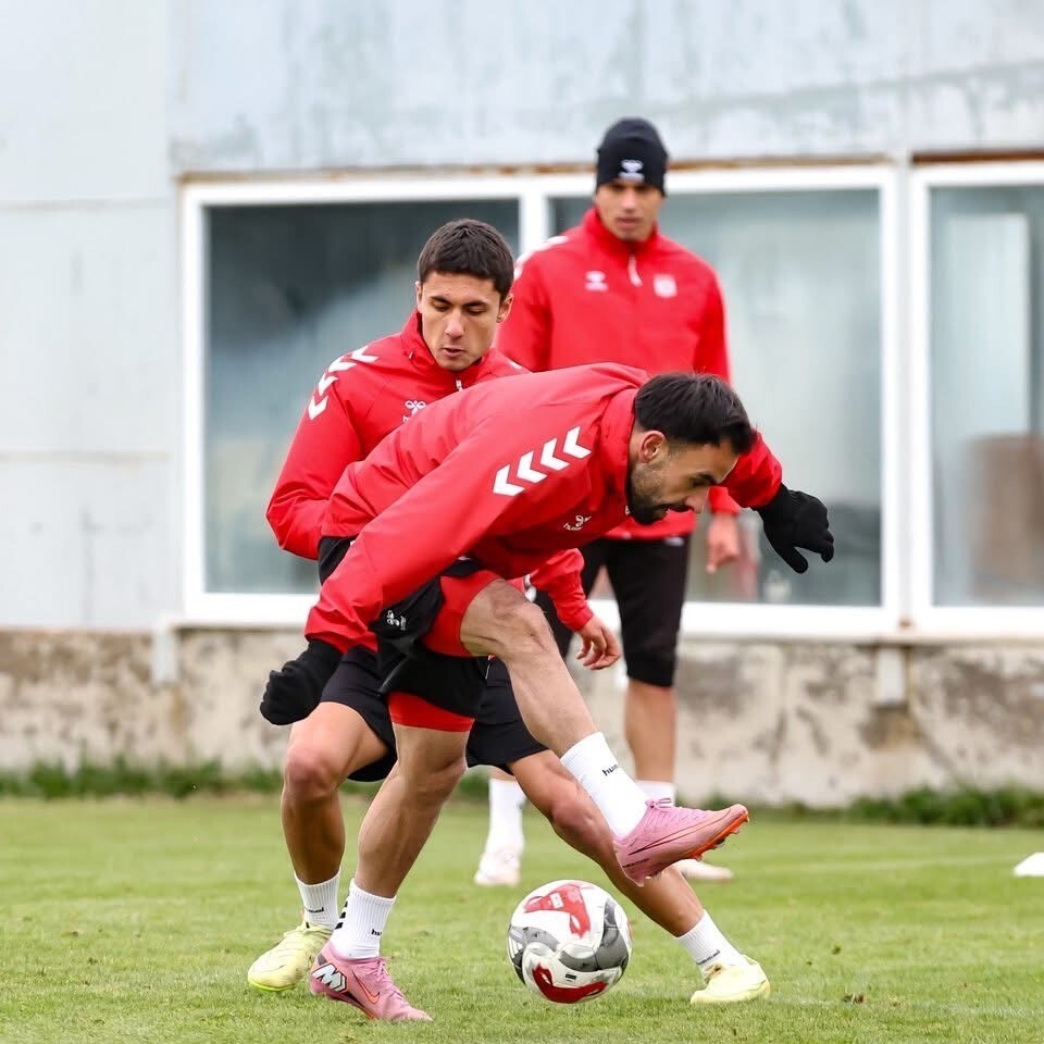 TRENDYOL 1. LİG’İN 17. HAFTASINDA SAHASINDA ÇORUM FK’YI KONUK EDECEK OLAN ÖZBELSAN SİVASSPOR...