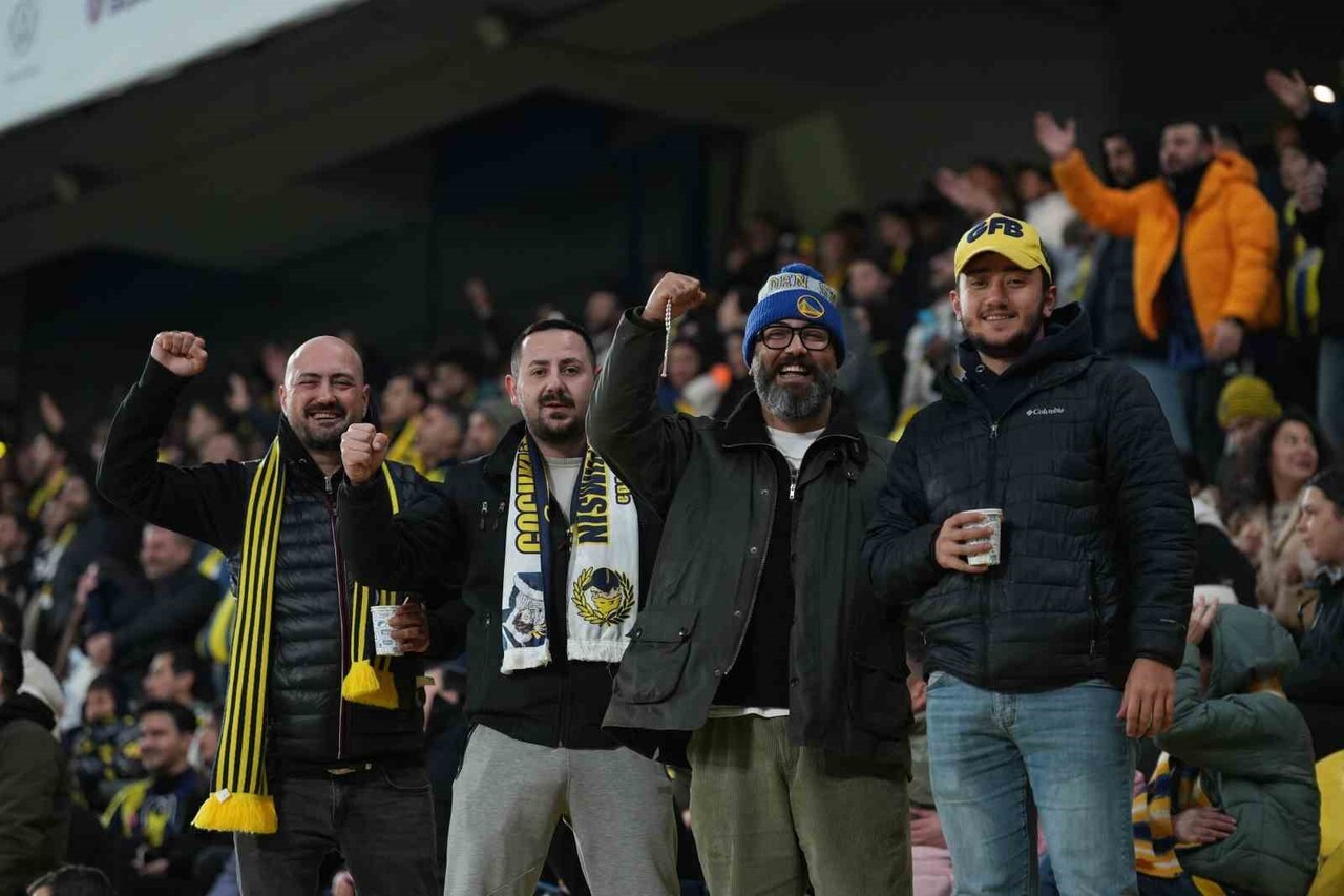 TRENDYOL SÜPER LİG’İN 16. HAFTASINDA FENERBAHÇE, SAHASINDA KONYASPOR’LA KARŞILAŞIYOR. MÜSABAKANIN...