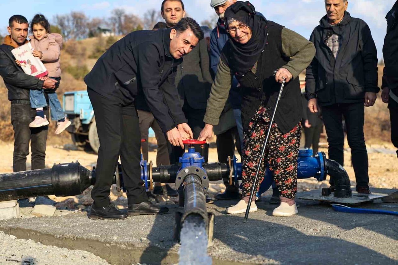 TUNCELİ’DE YAPILAN ÇALIŞMALAR İLE ARTULUK MAHALLESİNİN İÇME SUYU SORUNU ÇÖZÜME...