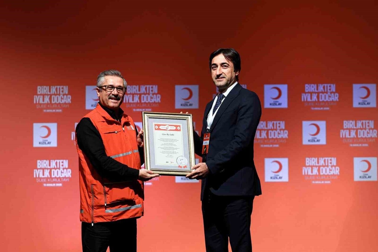 TÜRK KIZILAY'I CİZRE ŞUBESİ İKİ AYRI ALANDA ÖDÜL KAZANDI