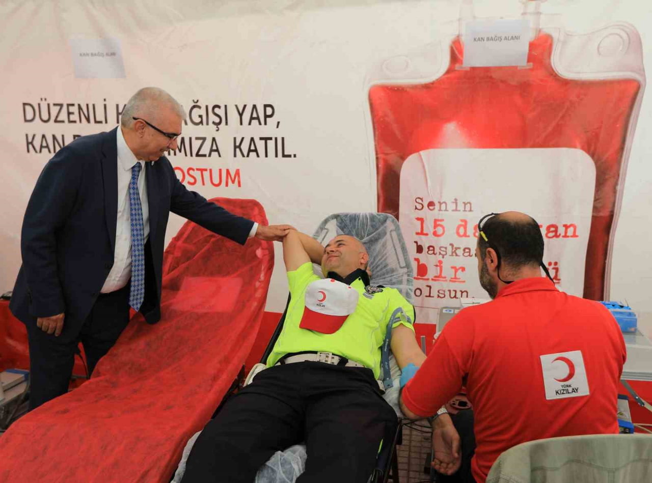 TÜRK KIZILAY GENEL SEKRETERİ RAMAZAN SAYGILI, 2025 YILI BOYUNCA YÜRÜTÜLEN ÇALIŞMALARLA 3 MİLYON...