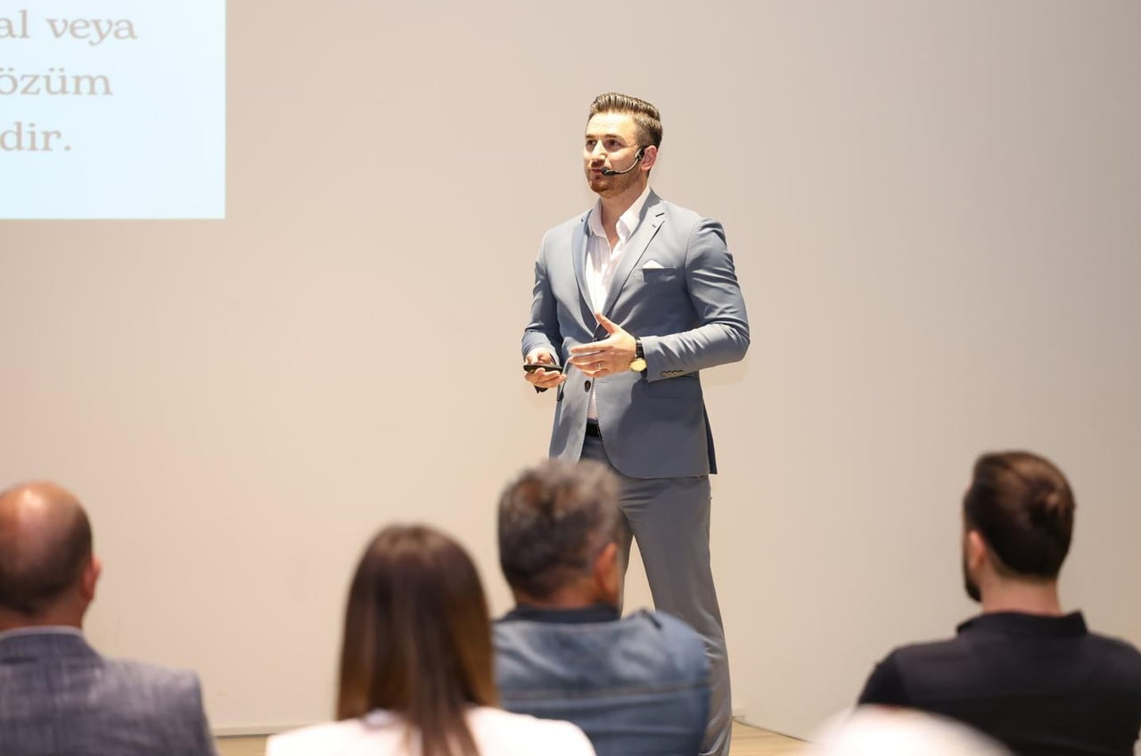 TÜRKİYE’DE UZUN ZAMANDIR PSİKOLOJİ VE EĞİTİM ALANINDA AKADEMİK ÇALIŞMALAR YAPAN EĞİTİM BİLİMCİ –...