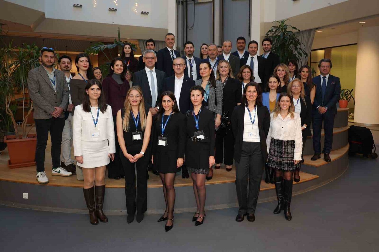 TÜRKİYE İŞ BANKASI’NIN, MİCROSOFT VE TÜRKİYE DİSTRİBÜTÖRÜ LOGOSOFT İLE HAYATA GEÇİRDİĞİ İŞ...